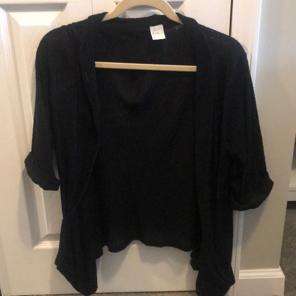 Black slouchy cardigan with pockets